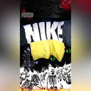 Vintage Nike Full-Zip Windbreaker / Lightweight Jacket